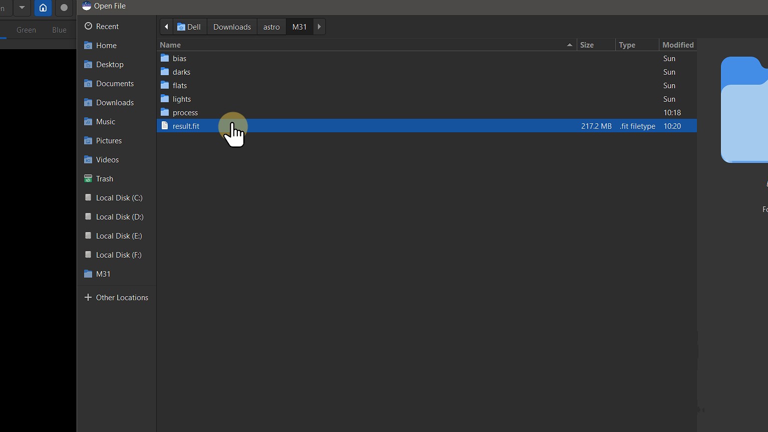 选择 result.fit 文件